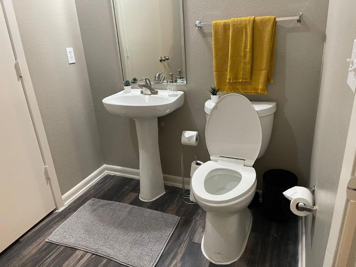 Charming 1,100 Sq Ft Apartment Near To The Shops At Legacy 플레이노 외부 사진
